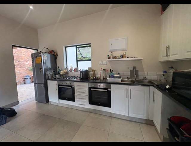 2 BEDROOM PROPERTY TO RENT IN GLENHAZEL